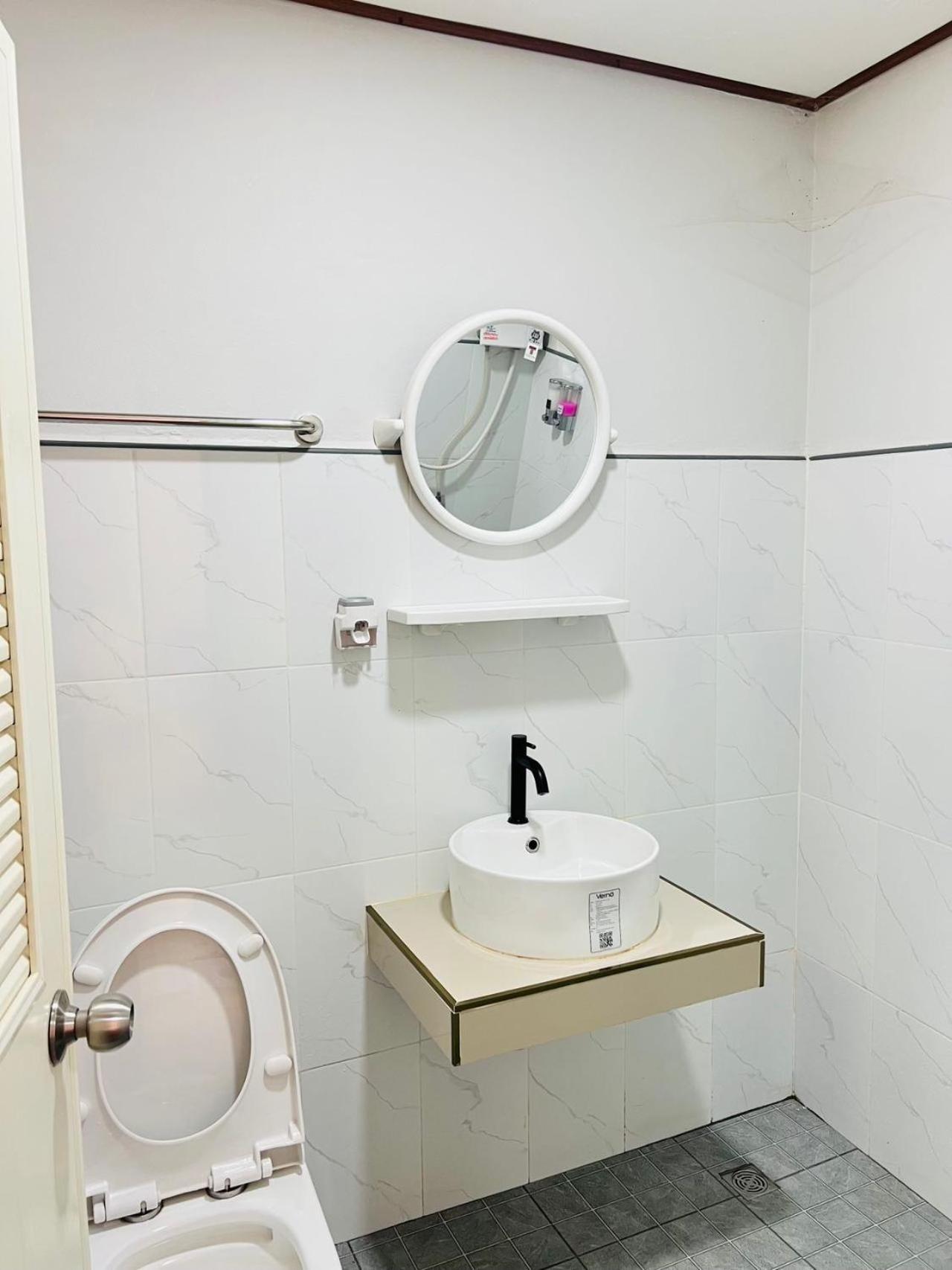 Lungwang Guest House Ban Rak Thai Экстерьер фото